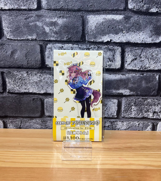 Inugami Korone – Acrylic Stand (Illustration by Saine)